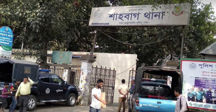 দুই সাংবাদিককে মারধর : শাহবাগের সেই এএসআই প্রত্যাহার