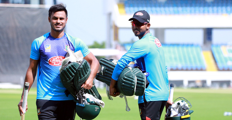 টি-টোয়েন্টি দলের সঙ্গে দেশে ফিরছেন মোসাদ্দেকও