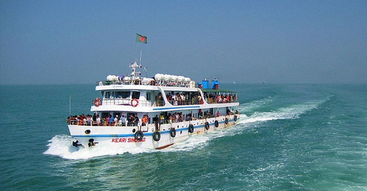 টেকনাফ-সেন্টমার্টিনে পর্যটকবাহী জাহাজ চলাচল বন্ধ