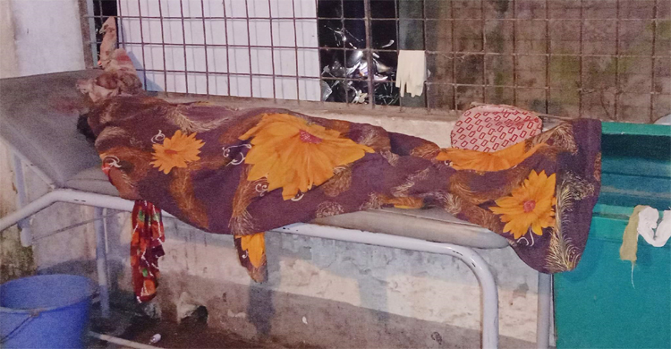 স্ত্রীর মরদেহ হাসপাতালে রেখে পালালেন স্বামী