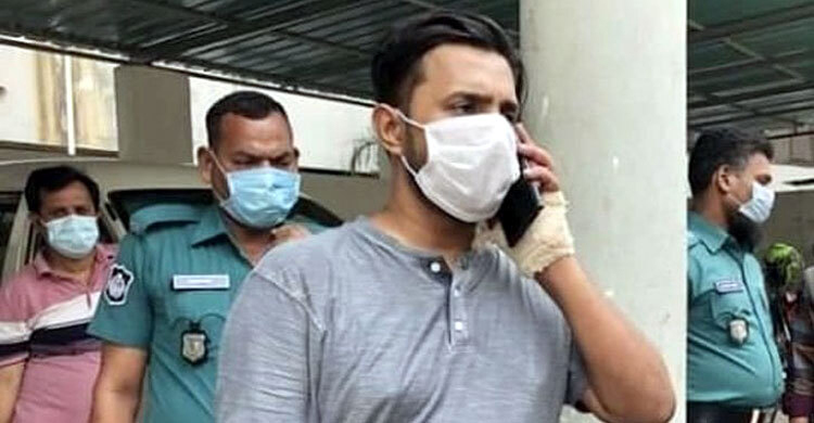 হাতিরঝিলে দুর্ঘটনা নয়, স্ত্রীকে হত্যার দায় স্বীকার স্বামীর