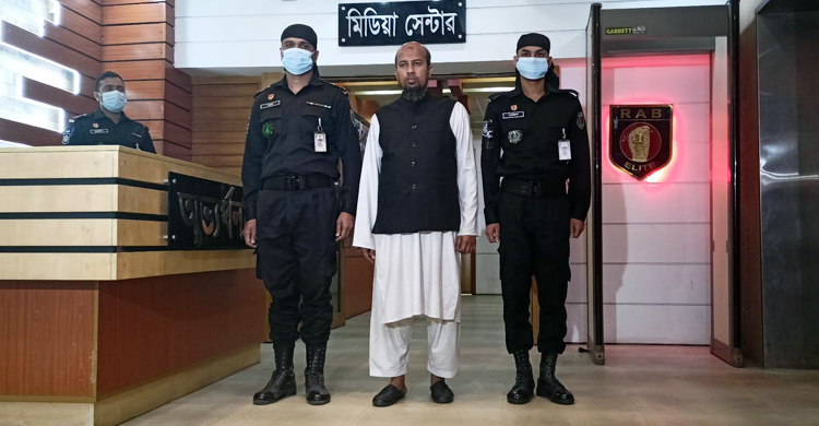 প্রতারণা করে হাতিয়েছেন ৬ কোটি টাকা, গড়েছেন দোকান-ফ্ল্যাট ব্যবসা