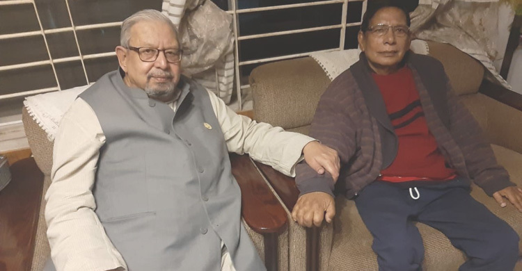 অসুস্থ বিএনপি নেতার বাসায় প্রবাসী কল্যাণমন্ত্রী