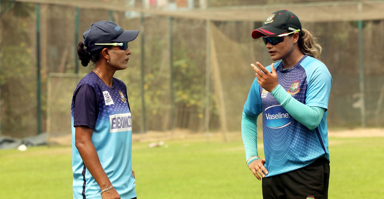 আইপিএল খেলতে আরব আমিরাতে যাচ্ছেন সালমা-জাহানারা