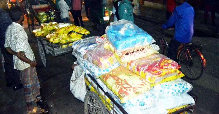 লবণের দাম নিয়ে গুজব ছড়ানোয় ব্যবসায়ী আটক