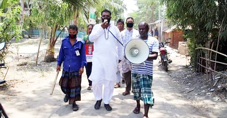 সাতক্ষীরায় উপকূলীয় বাসিন্দাদের আশ্রয়কেন্দ্রে নেয়া শুরু