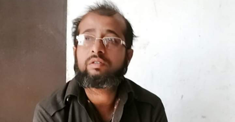 ২০০ টাকা ফিতে রোগী দেখেন অষ্টম শ্রেণি পাস এমবিবিএস