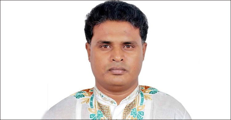 তদন্ত কমিটির তিন সরকারি কর্মকর্তাকে পেটালেন চেয়ারম্যান