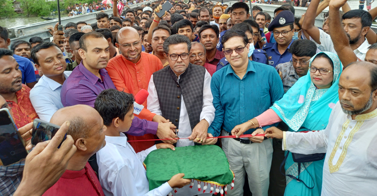 সাতক্ষীরার নওয়াবেকি-পাখিমারা খেয়াঘাটে ফেরি উদ্বোধন