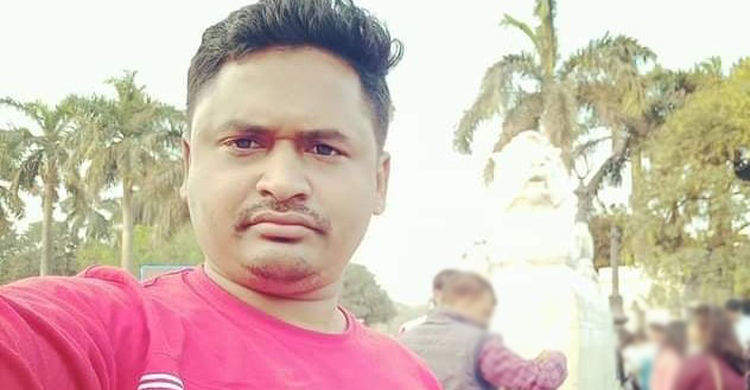 আপত্তিকর ছবি নিয়ে কলেজছাত্রীর কাছে চাঁদা দাবি, যুবক আটক