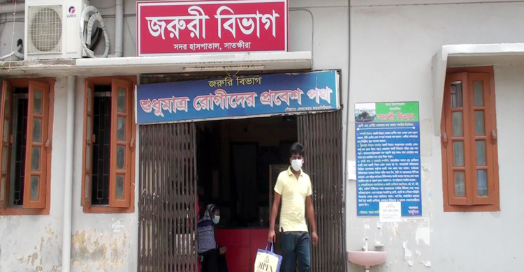 রোগী দেখার সময় চিকিৎসকের ওপর হামলা