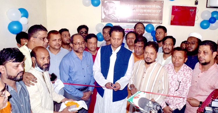চট্টগ্রামে প্রবাসী মুন্নার বিশুদ্ধ পানির মেশিন স্থাপন