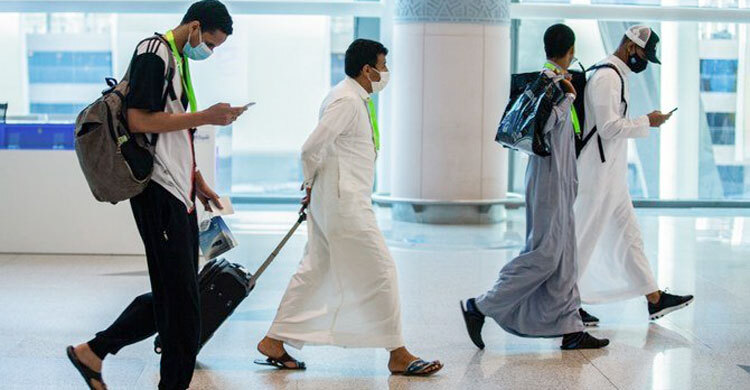 Saudi Arabia suspends all int’l passenger flights for a week