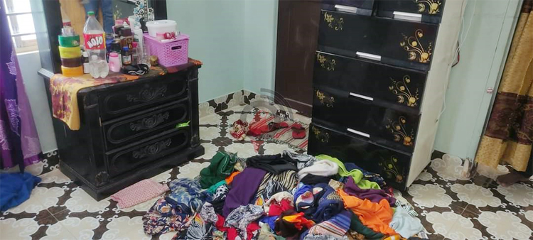 সাভারে নারীর হাত-পা বেঁধে বাড়িতে ডাকাতি