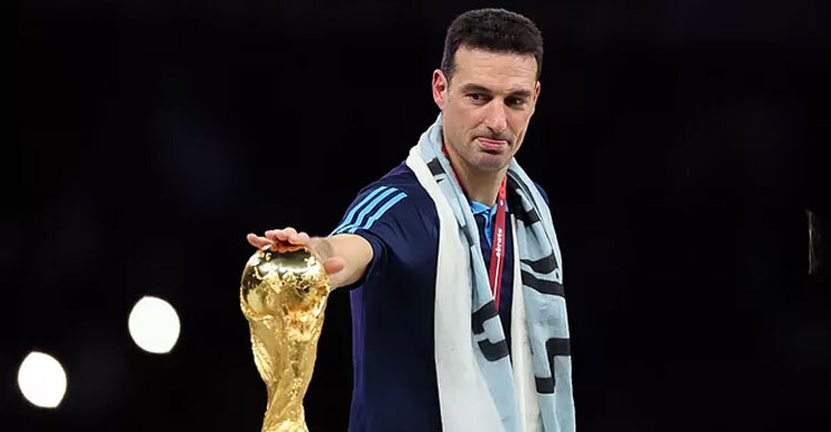 আরও একটি বিশ্বকাপে আর্জেন্টিনার কোচের দায়িত্বে স্কালোনি