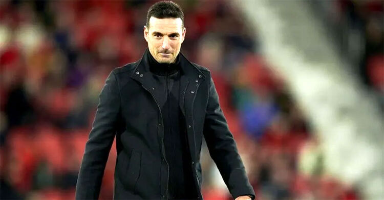 আর্জেন্টিনার কোচ থাকবেন কি না, কী সিদ্ধান্ত নিলেন স্কালোনি?