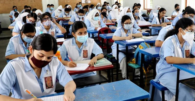 স্কুল-কলেজে প্রশ্ন প্রণয়নে মডারেশন কমিটি গঠনের সুপারিশ