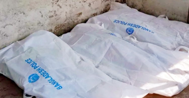 সিরাজগঞ্জে বাসচাপায় তিন কলেজছাত্র নিহত