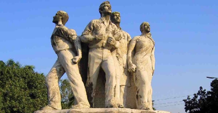 Sculpture and idol quite different things: State Minister