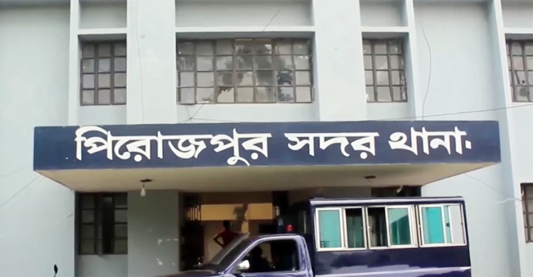 স্ত্রীকে হত্যা করে থানায় গেলেন স্বামী