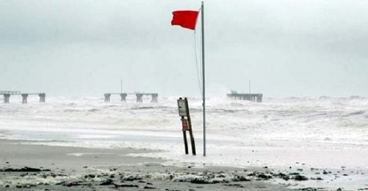 সমুদ্রবন্দরে ৩ নম্বর সতর্ক সংকেত