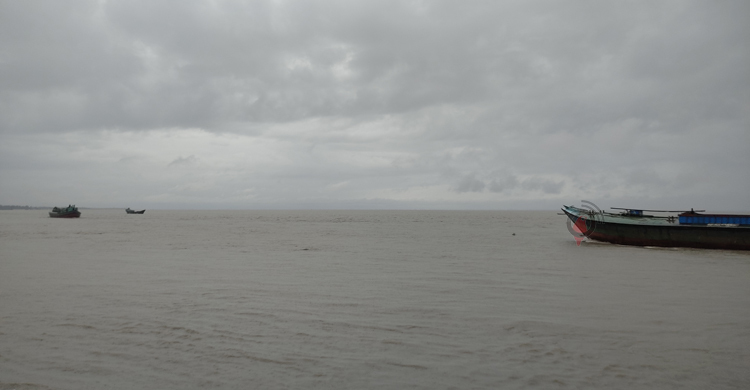 শরীয়তপুরে পদ্মার পানি বিপৎসীমার ৩৭ সেমি ওপরে