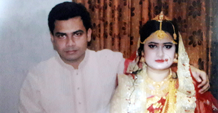 স্ত্রী-সন্তানকে হত্যা, ধরা পড়লেন পাষণ্ড স্বামী