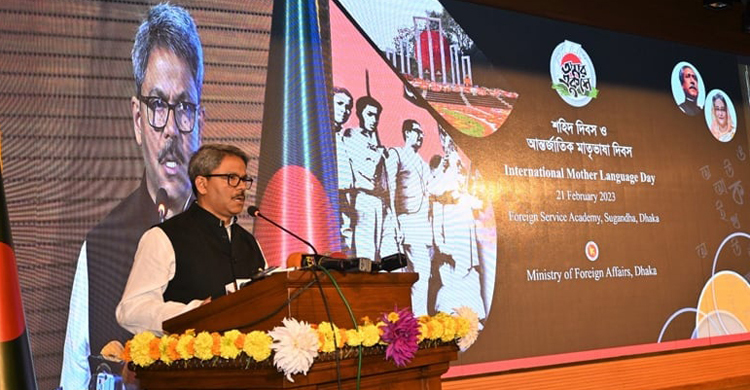 মাতৃভাষার জন্য জীবন দেওয়া সাহসী জাতি আমরা: শাহরিয়ার আলম