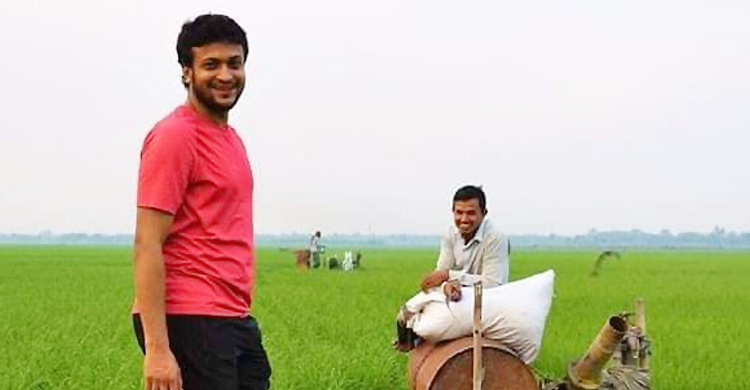 এই দুঃসময়ে শ্রমিকদের পাশে দাঁড়ানোর আহ্বান সাকিবের