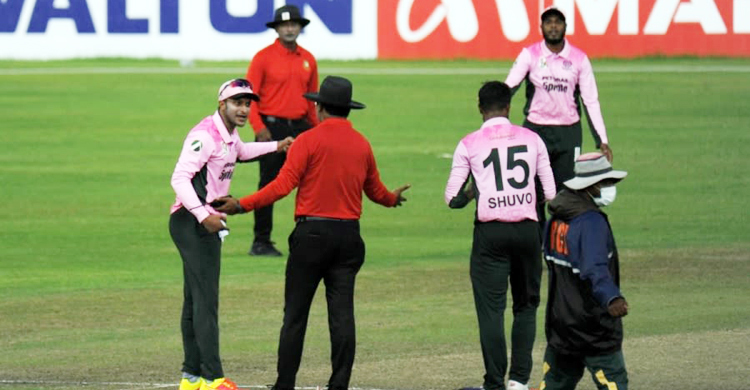 আম্পায়ারদের খেলা পরিচালনা তদন্তে পাঁচ সদস্যের কমিটি