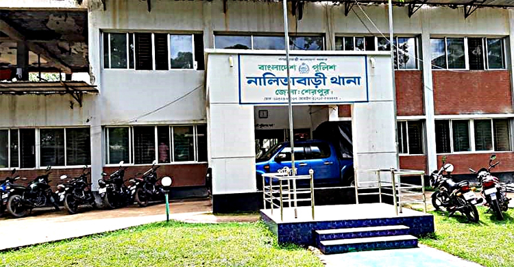 বেড়াতে নিয়ে মা-মেয়েকে দল বেঁধে  ধর্ষণ, দুই যুবক গ্রেফতার