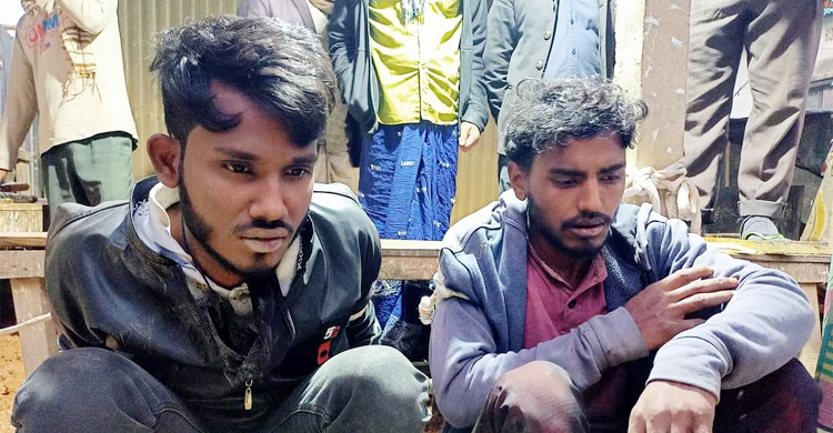 শ্রীপুরে ২ যুবককে গণপিটুনি দিয়ে পুলিশে সোপর্দ