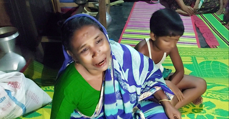 লিফট নষ্ট: হাসপাতালের সিঁড়ি বেয়ে অন্তঃসত্ত্বার মৃত্যুর অভিযোগ