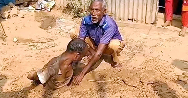 মাটিতে পুঁতে যুবককে হত্যাচেষ্টা, গ্রেফতার ৩