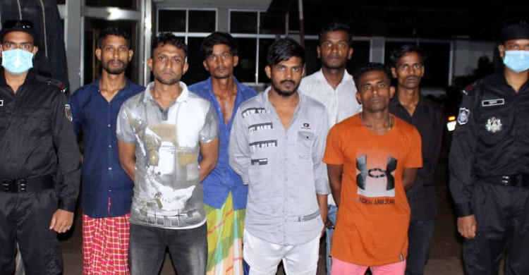 সিদ্ধিরগঞ্জে ‘কিশোর গ্যাংয়ে’র ৯ সদস্য আটক