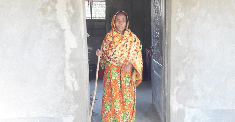 শিক্ষা কর্মকর্তার ‘গৃহহীন’ মেয়ের ঘরের ব্যবস্থা করলেন ইউএনও