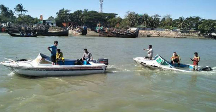 কাঁঠালবাড়ী-শিমুলিয়া রুটে দুই স্পিডবোটের মুখোমুখি সংঘর্ষ, আহত ৬