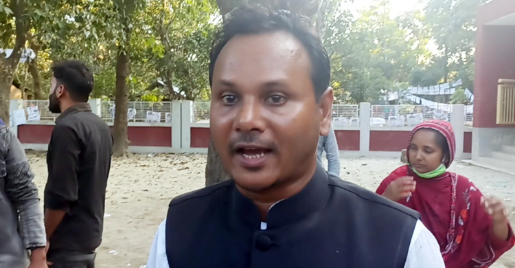 ঠাকুরগাঁওয়ে কারচুপির অভিযোগে নৌকা প্রার্থীর ভোট বর্জন