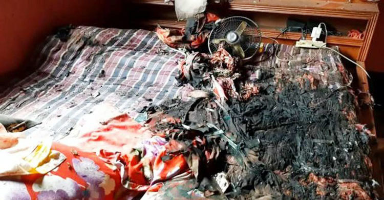 রান্নাঘরের গ্যাস পুরো বাসায়, কাঠি জ্বালাতেই স্বামী-স্ত্রী দগ্ধ