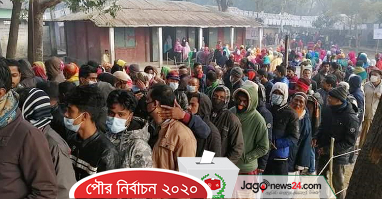 এজেন্ট বের করে নৌকায় ভোট দিতে বাধ্য করার অভিযোগ