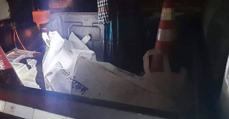 সিরাজগঞ্জে গাড়িচাপায় ভ্যানচালক নিহত