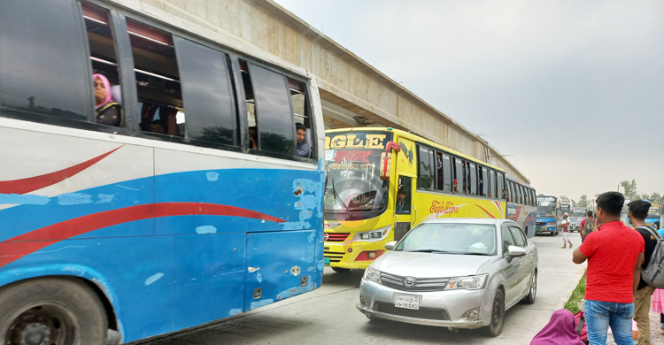 যানবাহনের চাপ বাড়লেও যানজট নেই সিরাজগঞ্জ মহাসড়কে