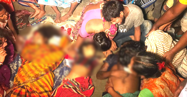 শাহজাদপুরে সরকার ট্রাভেলসের ধাক্কায় বাবা-মা ও মেয়ের মৃত্যু