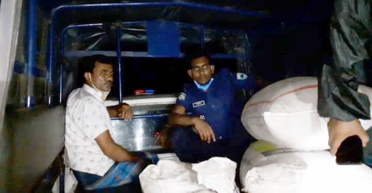 গরিবের ৮ টন চাল পাচারকালে তিনজন ধরা