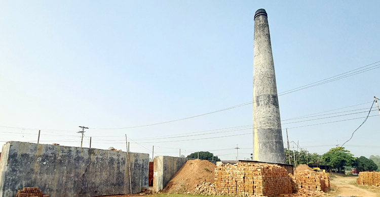 কয়লা সংকটে সিরাজগঞ্জে ইটভাটা মালিক-শ্রমিক বিপাকে