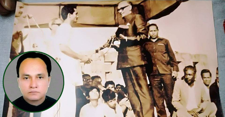 রাজাকারের তালিকায় মির্জা লতিফ, প্রতিবাদে মহাসড়ক অবরোধ