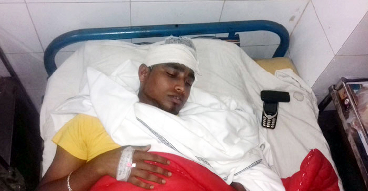 থার্টি ফার্স্ট নাইটে এমপির বাড়িতে ছাত্রলীগ নেতাকে হাতুড়িপেটা