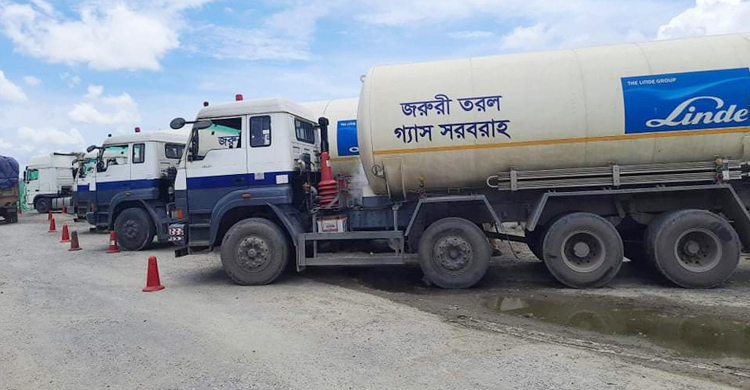 সিরাজগঞ্জে পৌঁছালো আরও ১৮২ টন তরল অক্সিজেন