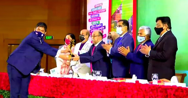 বর্ষসেরা এসএমই উদ্যোক্তা শোয়াইব হাছান