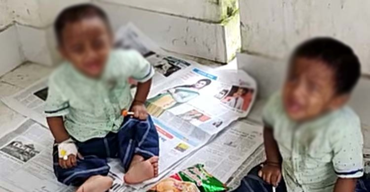 দাদির কোলে গিয়েই যমজ সেই শিশু দুটির কান্না থামলো